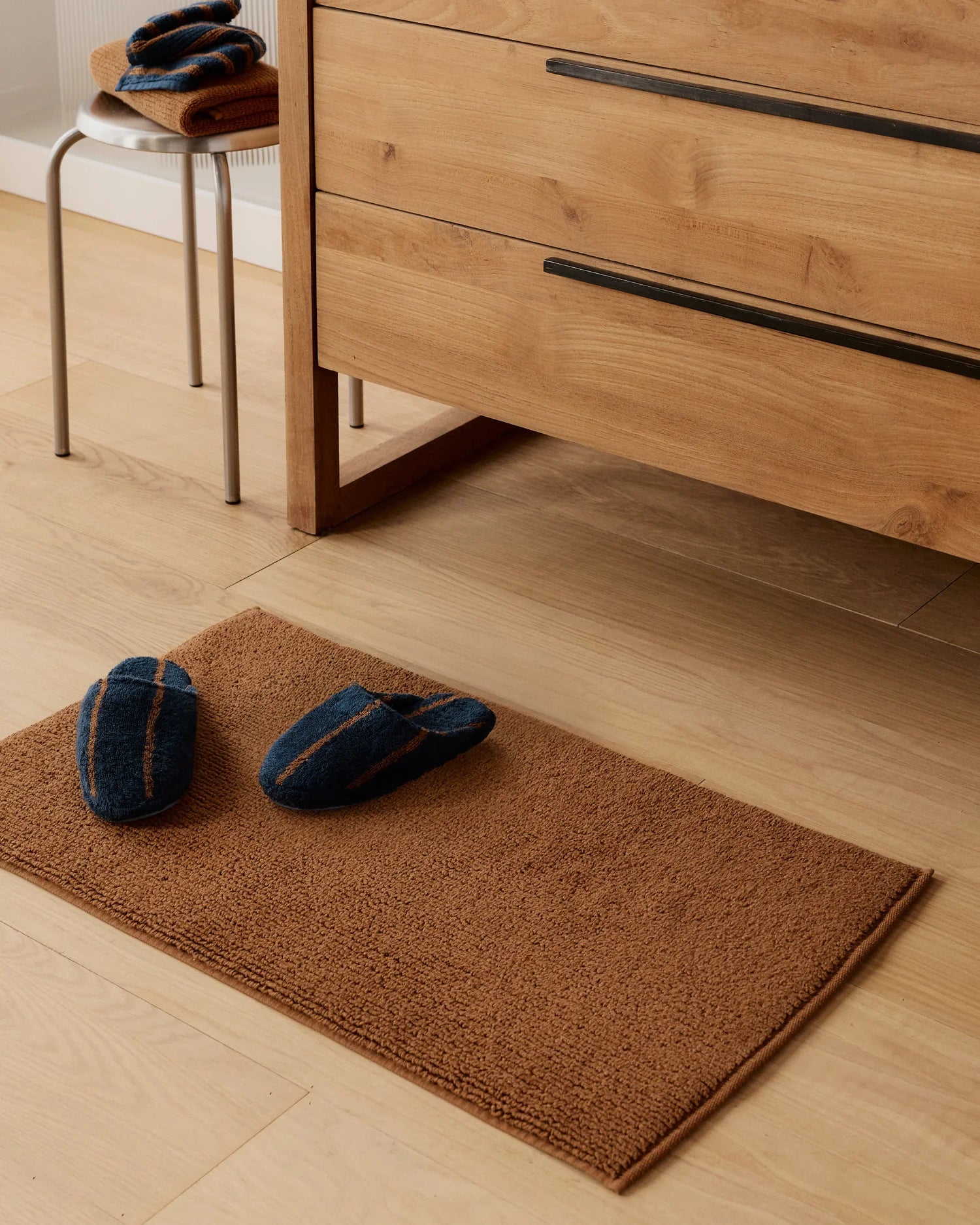 PureLuxe® Soft Rib Tub Mat 2